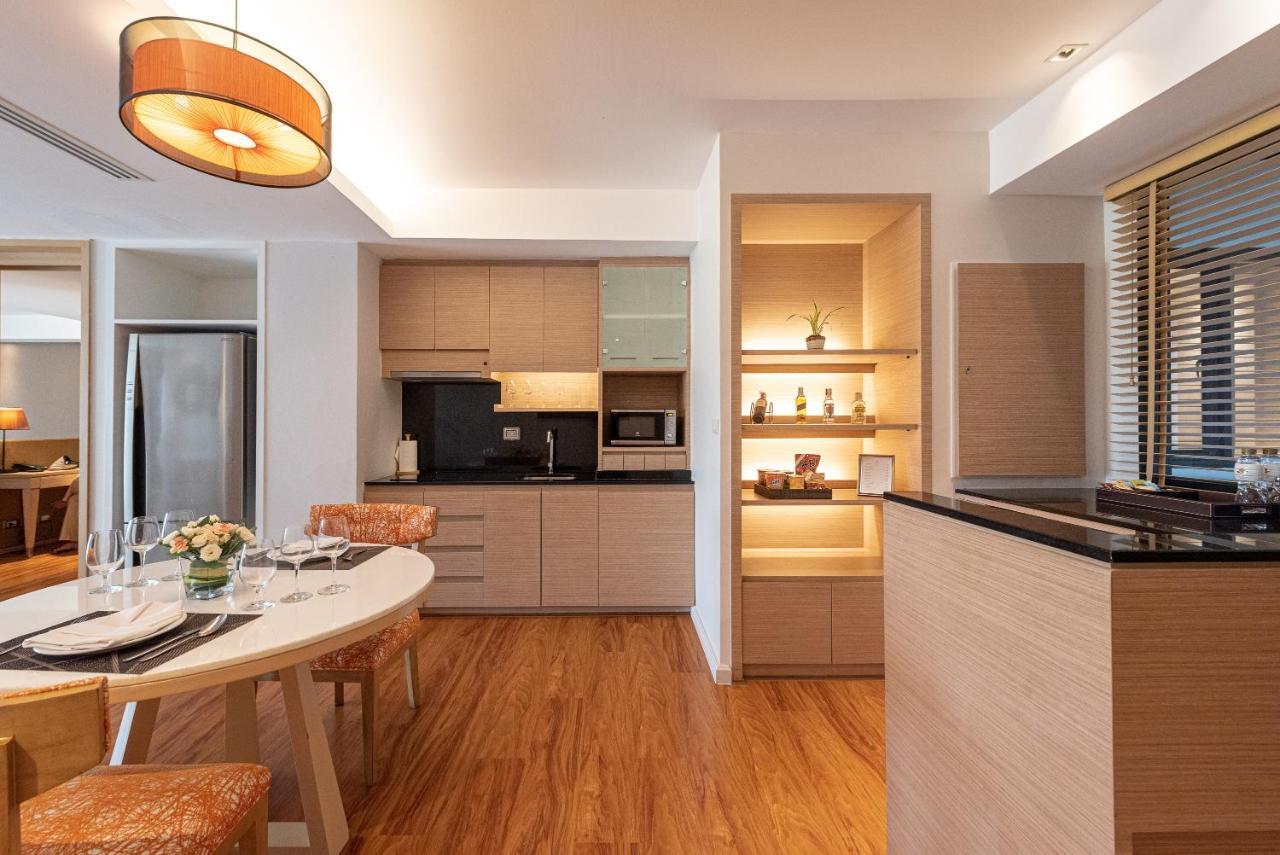 Summit Windmill Golf Suite Hotel At Suvarnabhumi Bangkok Bagian luar foto A typical apartment interior