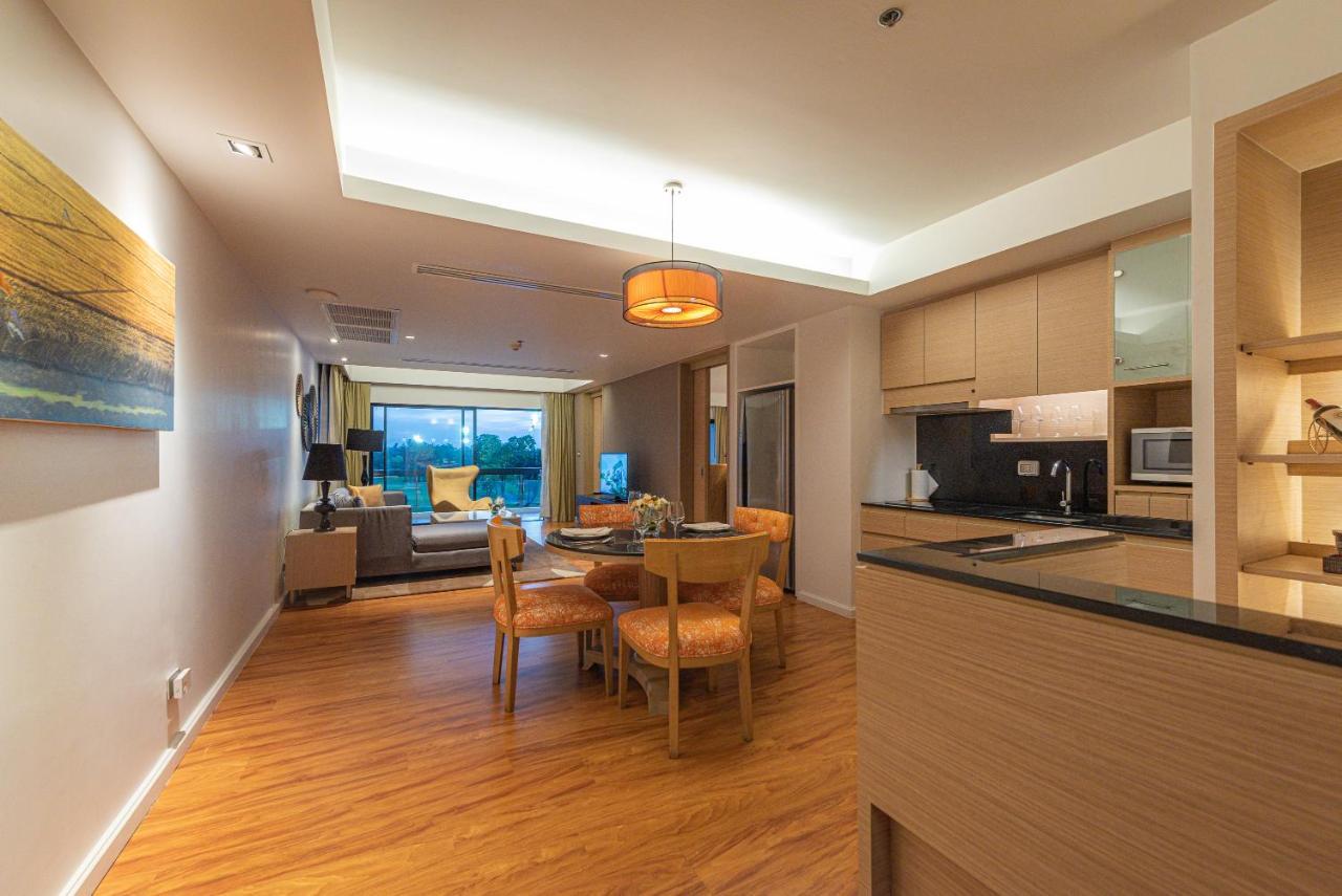 Summit Windmill Golf Suite Hotel At Suvarnabhumi Bangkok Bagian luar foto