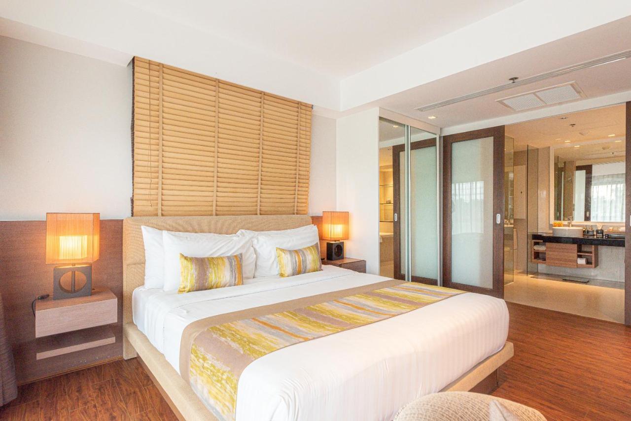 Summit Windmill Golf Suite Hotel At Suvarnabhumi Bangkok Bagian luar foto Deluxe Suite